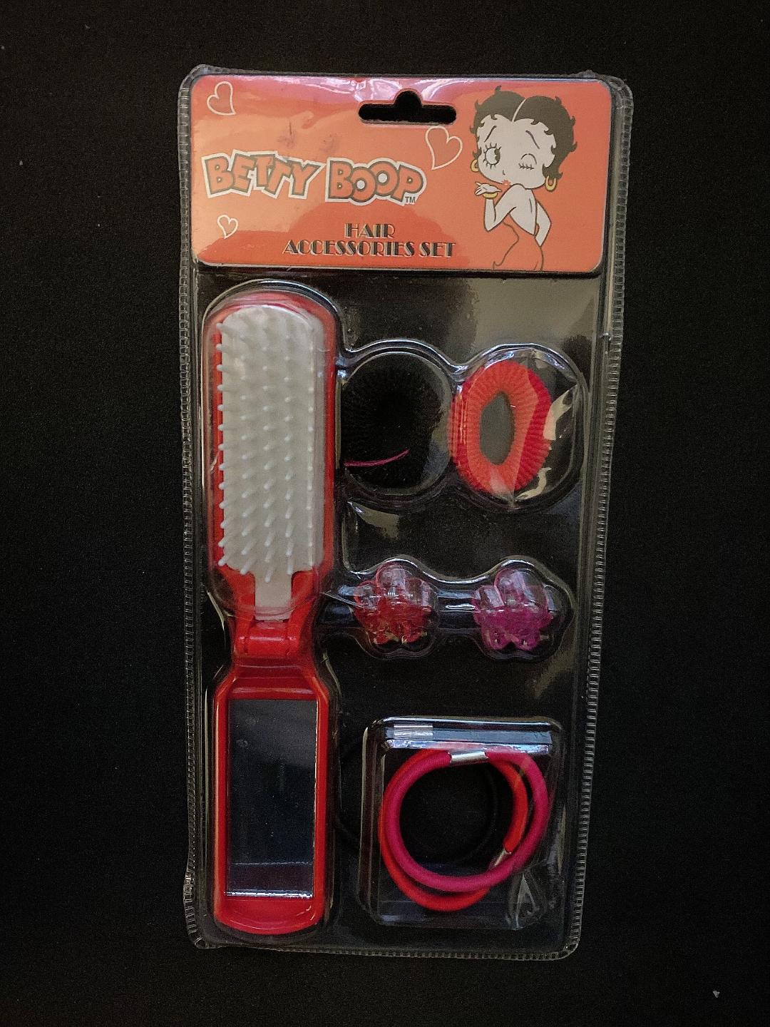 Betty Boop Brush and Bow Set