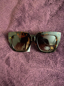 cheetah cat shades