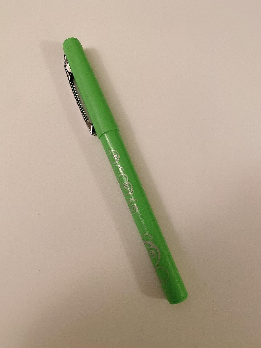 green pen