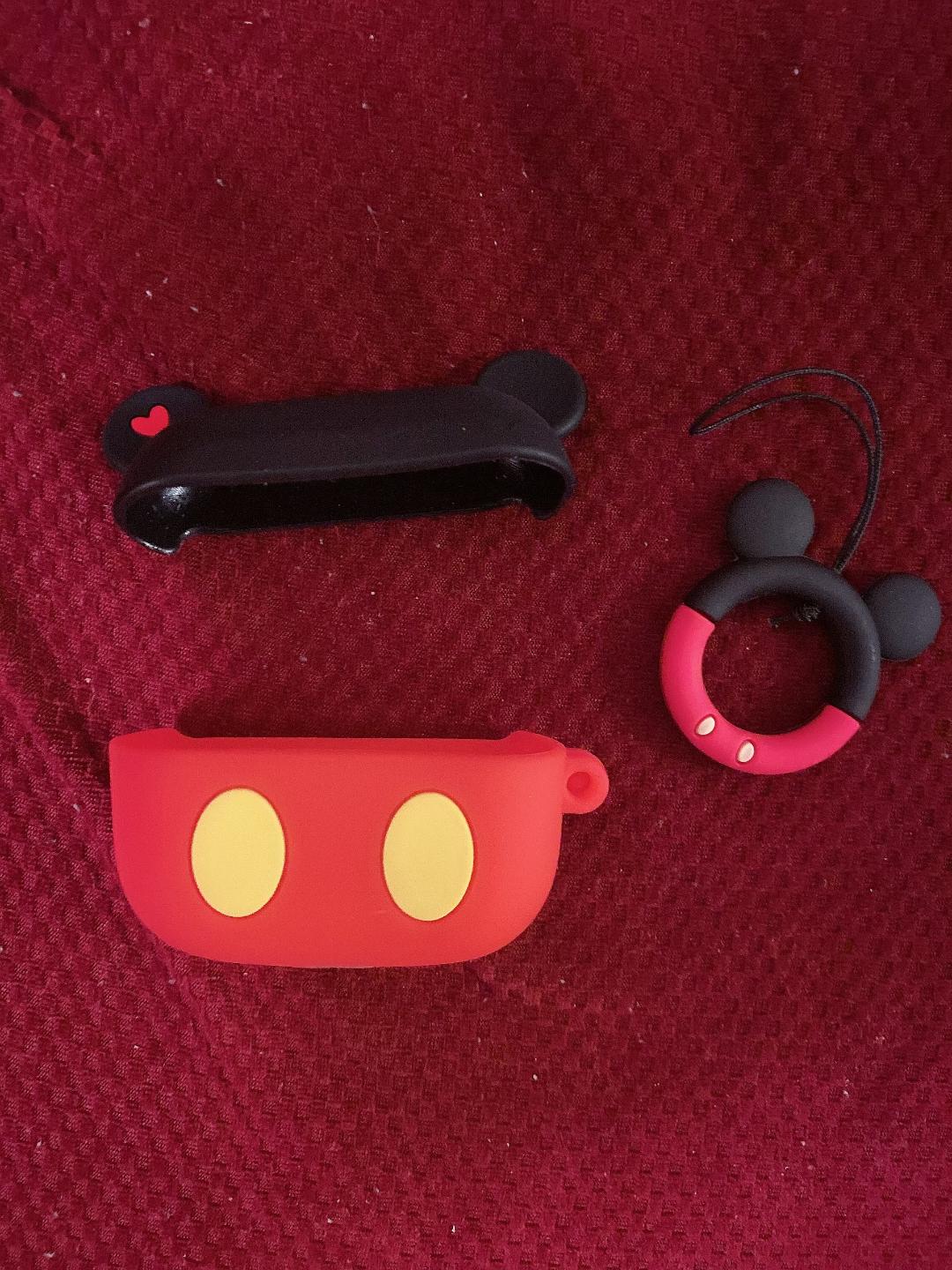 mickey mouse air pro pod case